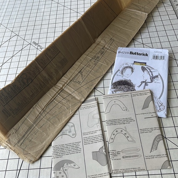 Butterick B4210 Making History pattern, historical/period hat patterns, c2008 - Picture 6 of 6